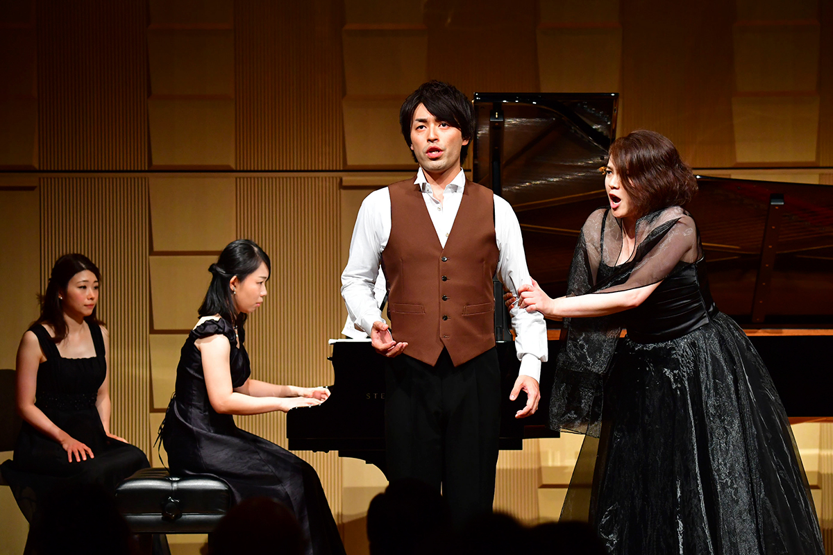 「声の魅力交わるオペラ重唱」　ピアノ：須山由梨