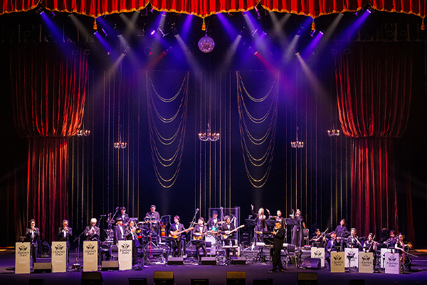 A Hundred Birds Orchestra